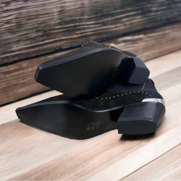 Rag & Bone New York’ Westin Boot in Black Suede Studded. NIB - Picture 3 of 4